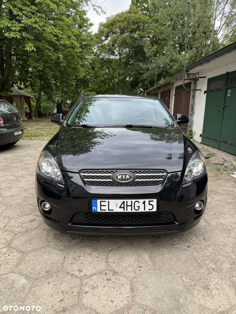 Kia ProCeed - 2