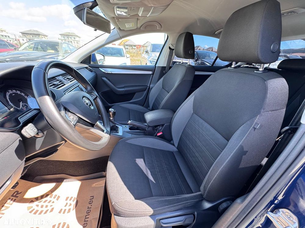 Skoda Octavia 1.6 TDI Ambition - 16