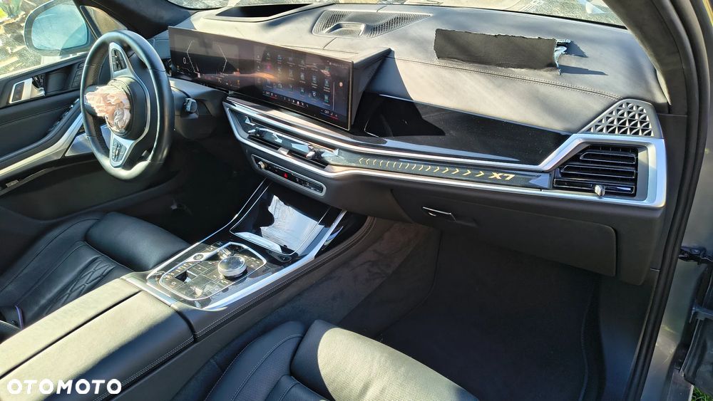 BMW X7 xDrive40d - 34