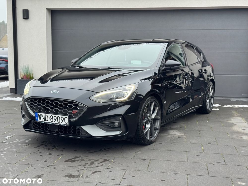 Ford Focus 2.3 EcoBoost ST - 25