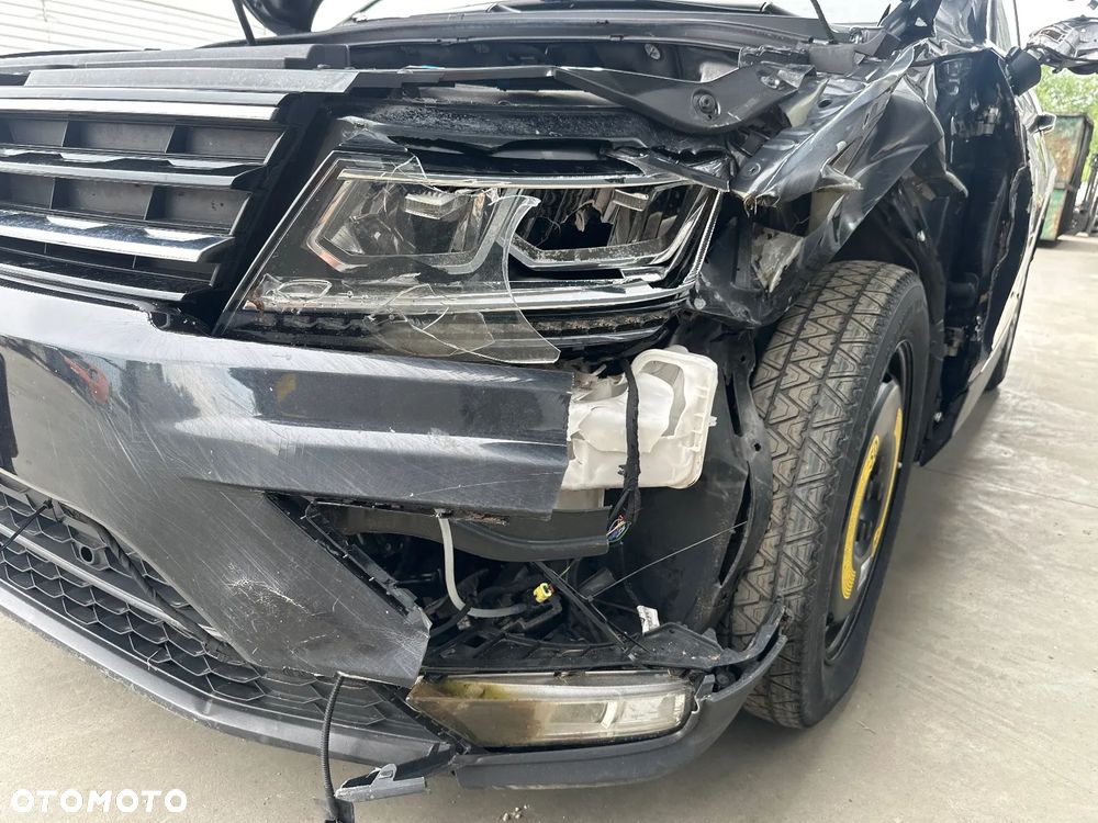 Volkswagen Tiguan - 16