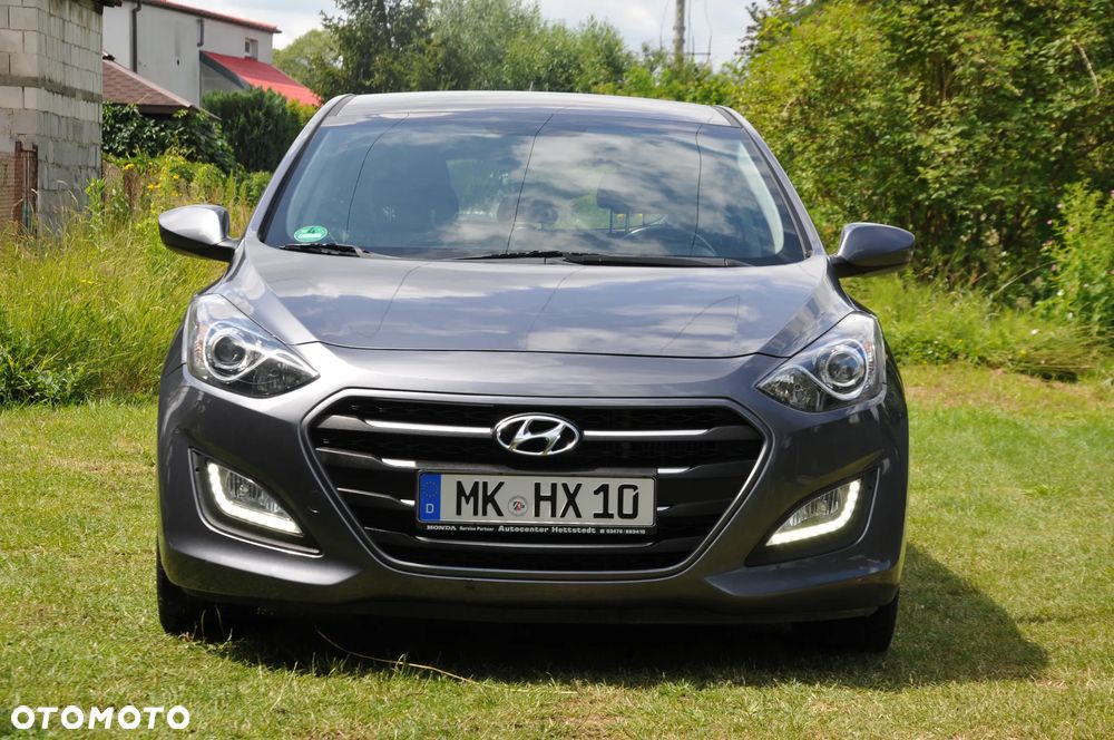 Hyundai i30 1.4 CRDi Classic + - 4