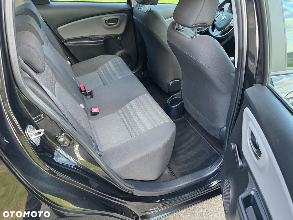 Toyota Yaris 1.0 Premium - 8