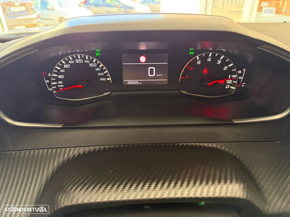 Peugeot 2008 1.2 PureTech Allure - 25