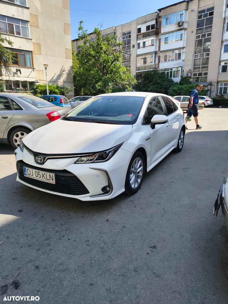 Toyota Corolla Sedan 1.8 HSD Dynamic - 1