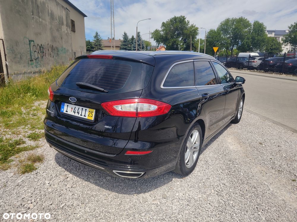Ford Mondeo - 36
