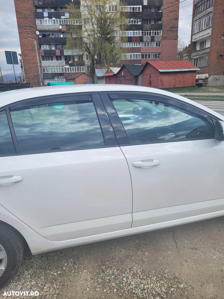 Skoda Octavia 1.6 TDI Ambition - 7