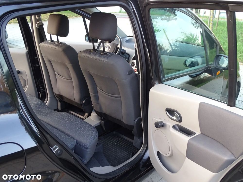 Renault Modus - 12