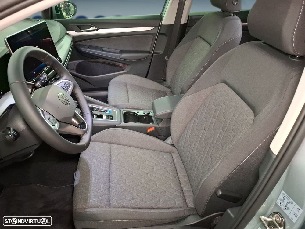 VW Golf 1.4 TSI e-Hybrid DSG - 11