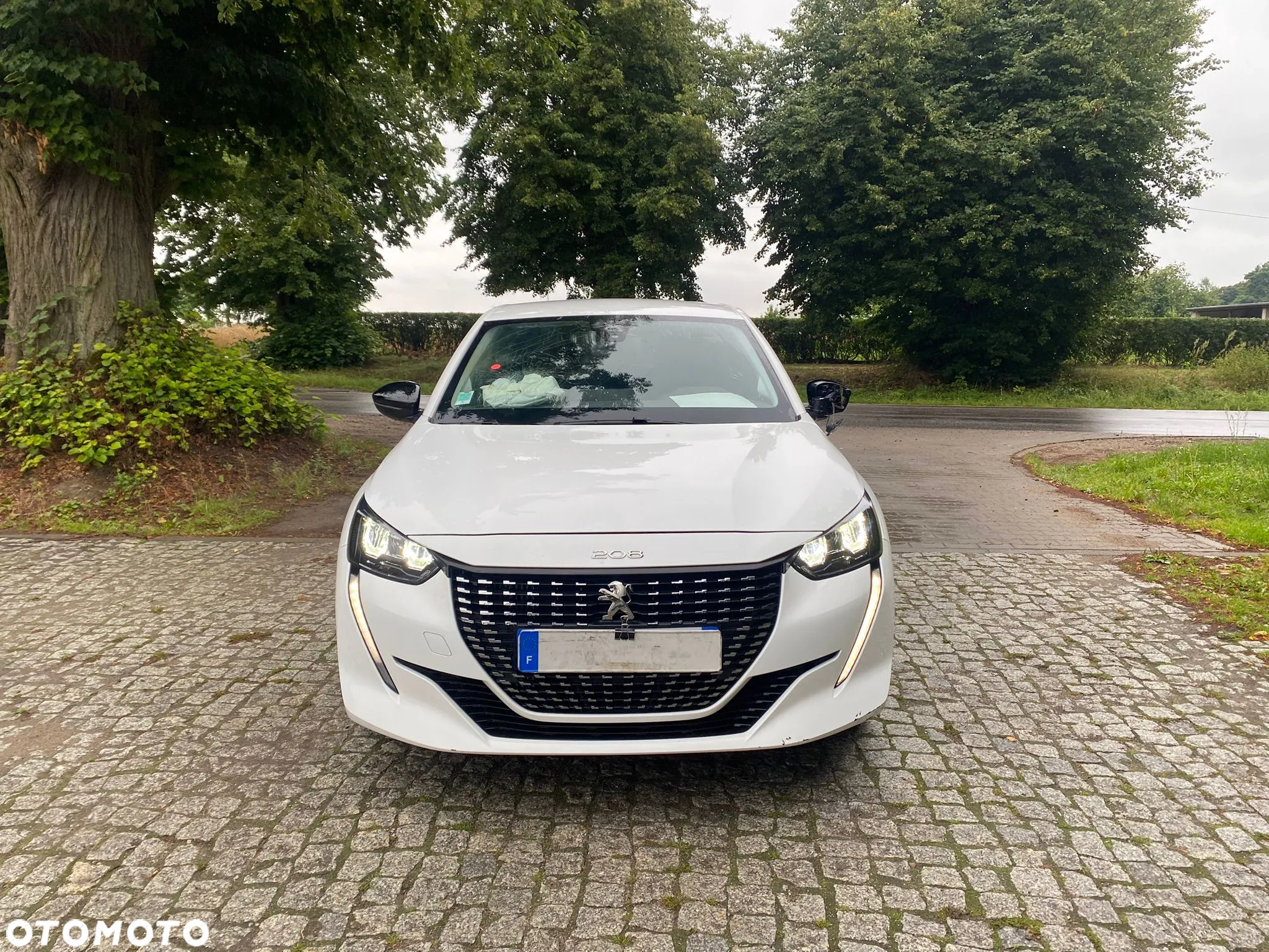 Peugeot 208 1.2 PureTech Active S&S EAT8 - 2