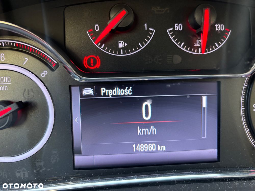 Opel Insignia - 12