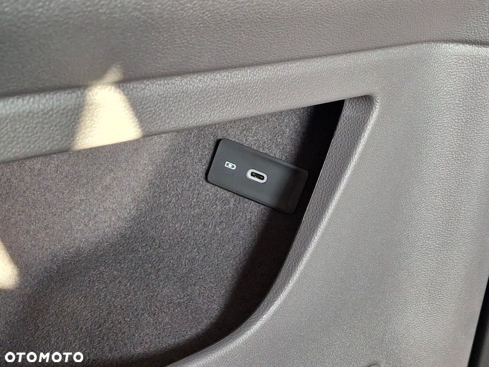 Volkswagen Multivan 2.0 TDI L2 Life DSG - 31