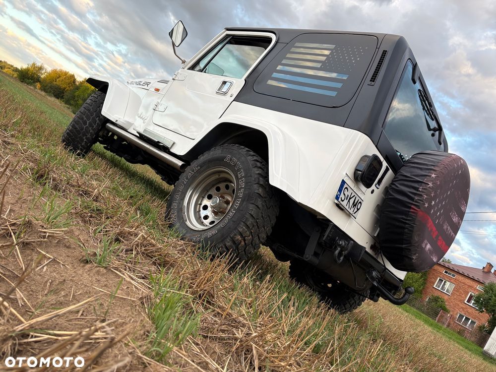 Jeep Wrangler 2.5L - 38