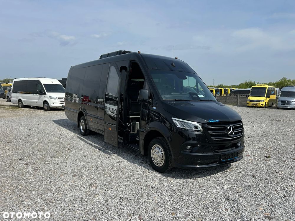 Mercedes-Benz Sprinter 519