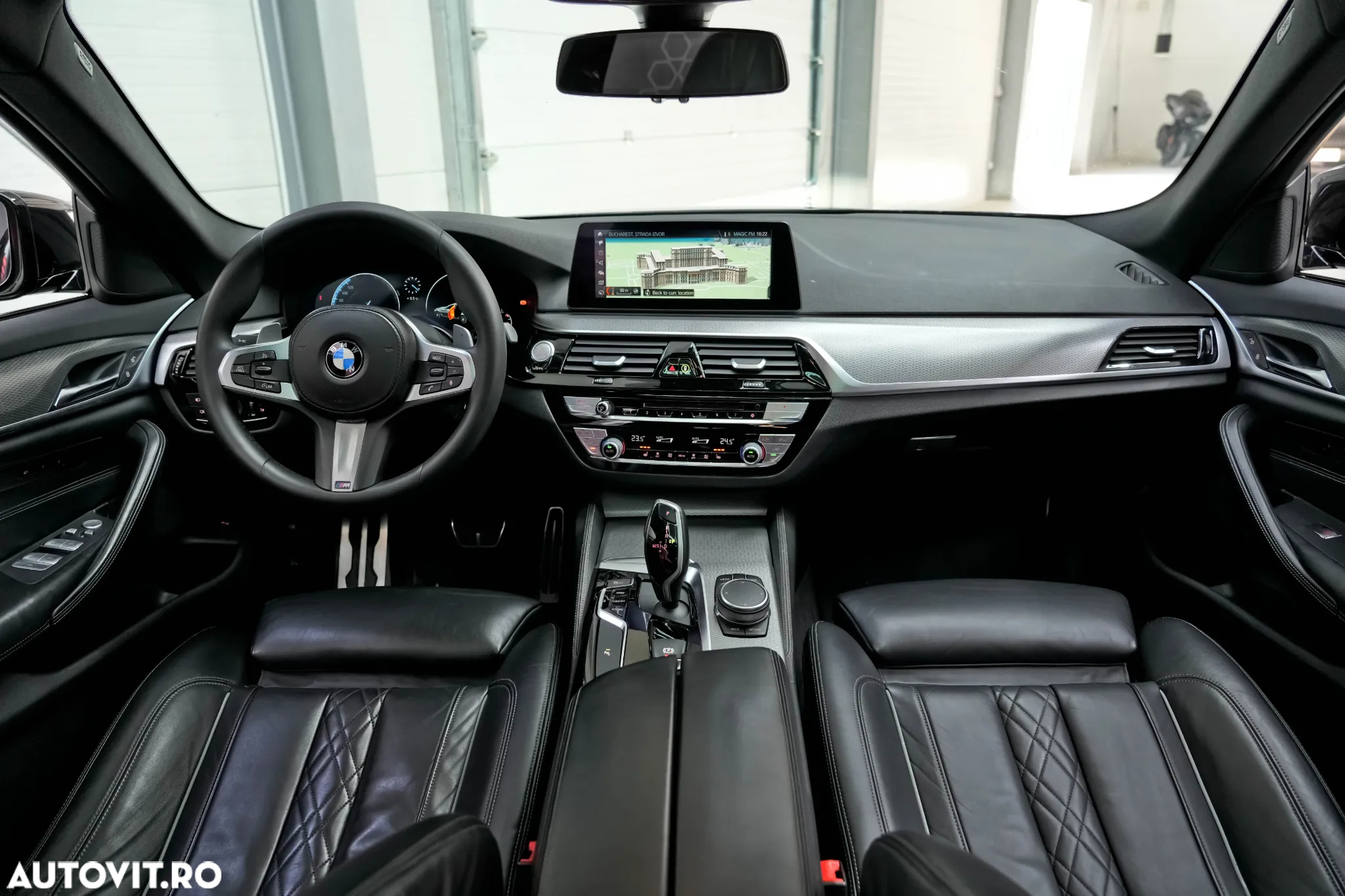 BMW Seria 5 520i AT - 3