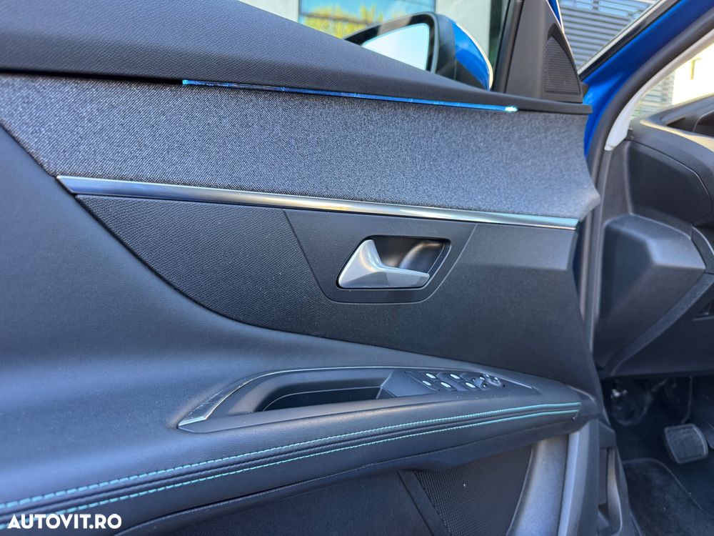 Peugeot 3008 Hybrid 225 e-EAT8 Allure Pack - 26