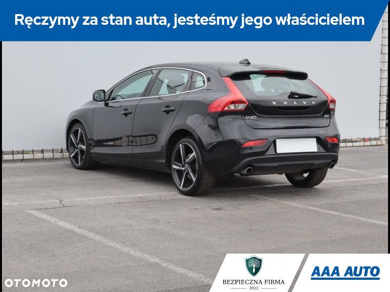 Volvo V40 - 6