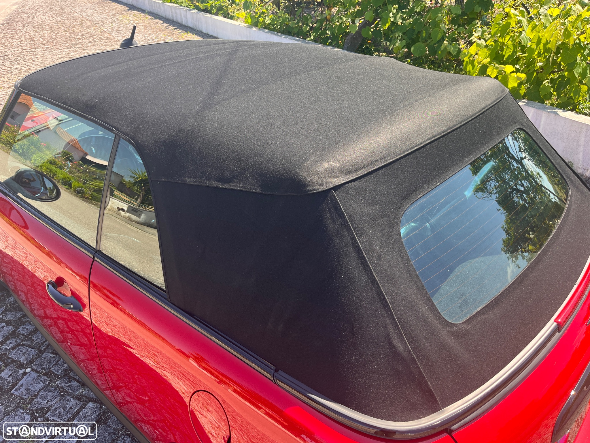 MINI Cabrio Cooper S - 11