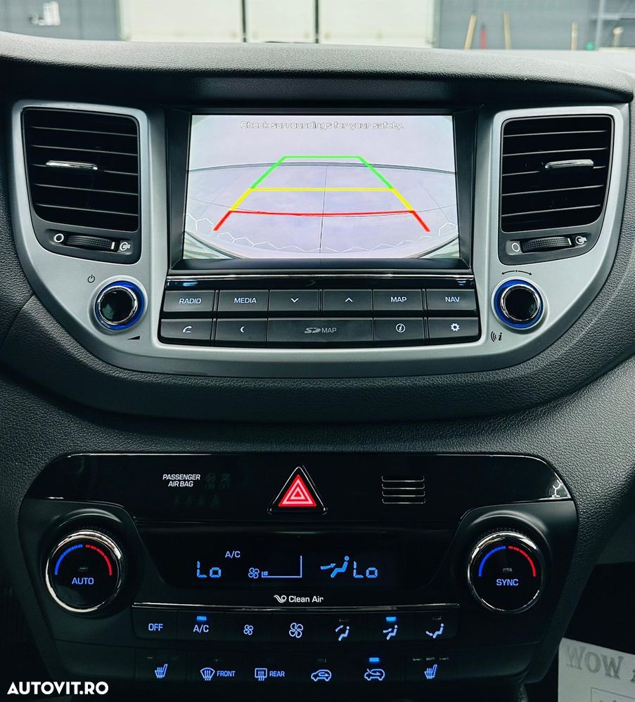 Hyundai Tucson blue 1.7 CRDi 2WD Passion Plus - 32