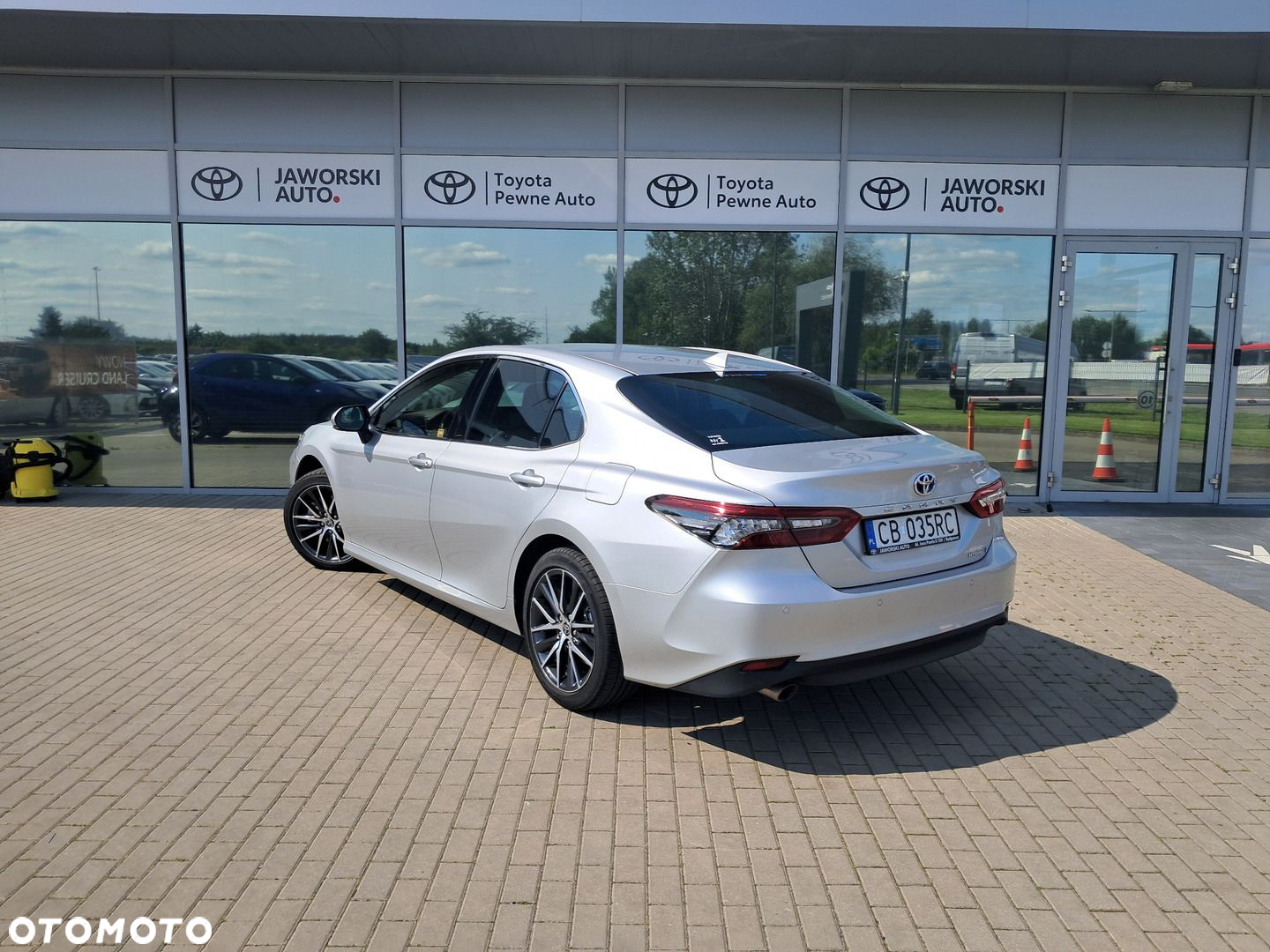 Toyota Camry 2.5 Hybrid Executive CVT - 4