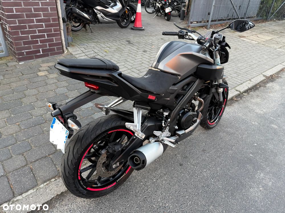 Yamaha MT - 8