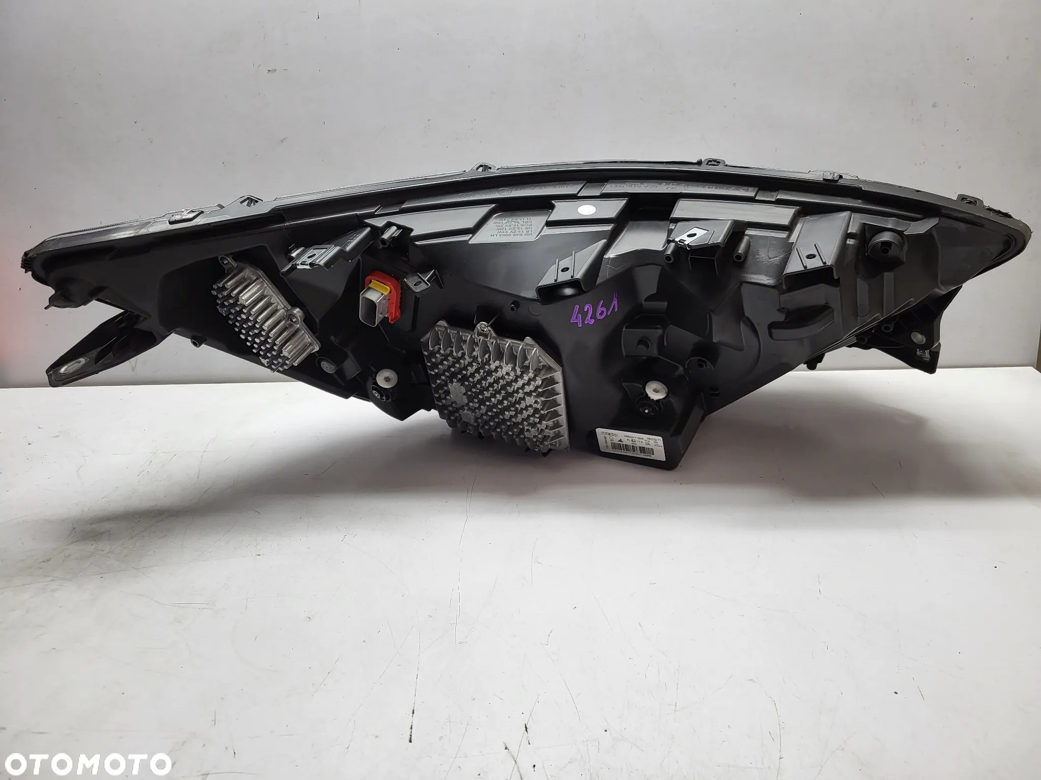 IVECO DAILY IV LIFT REFLEKTOR LAMPA PRZEDNIA LEWA FULL LED 19- 05802711800 - 6