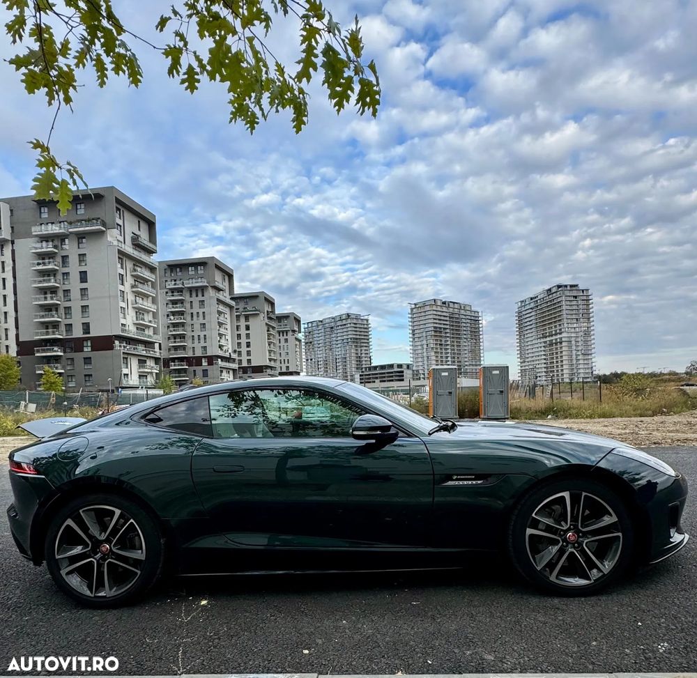 Jaguar F-Type - 4
