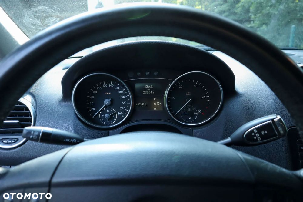 Mercedes-Benz ML 280 CDI 4Matic 7G-TRONIC - 22