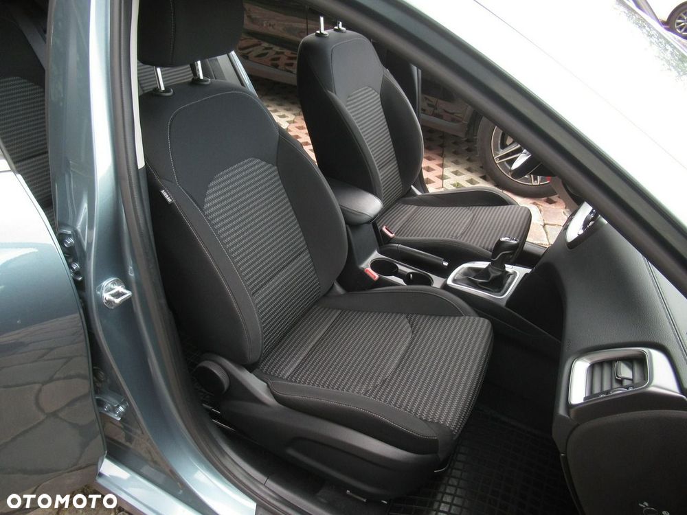 Kia Ceed 1.5 T-GDI M - 10