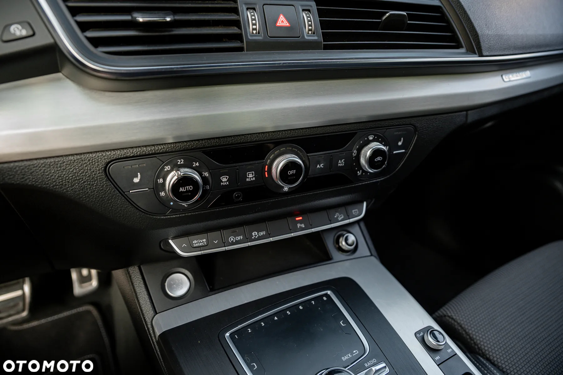 Audi Q5 2.0 TDI quattro S tronic sport - 30