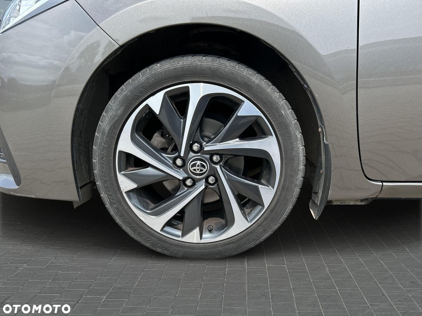 Toyota Corolla 1.6 Premium EU6 - 9