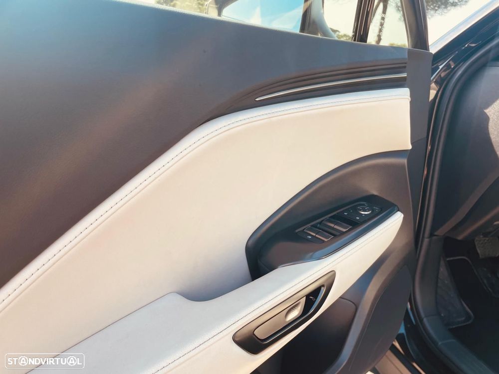 Lexus LBX Elegant - 29