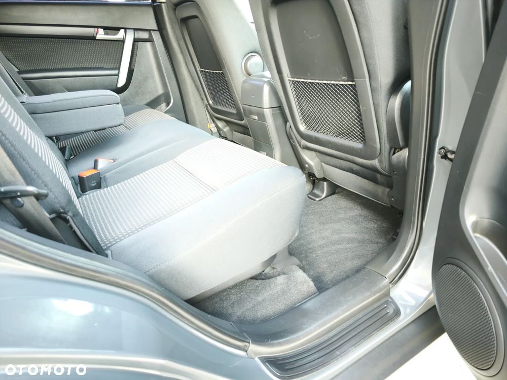 Chevrolet Captiva 2.4 2WD 5 Sitzer LS - 15