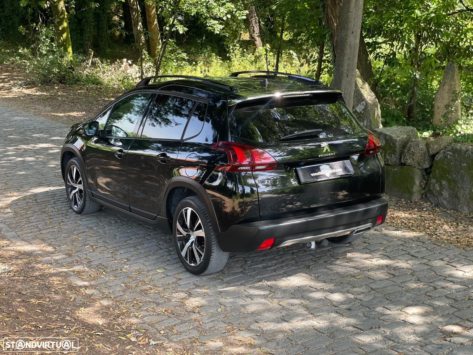 Peugeot 2008 1.2 PureTech GT Line - 36