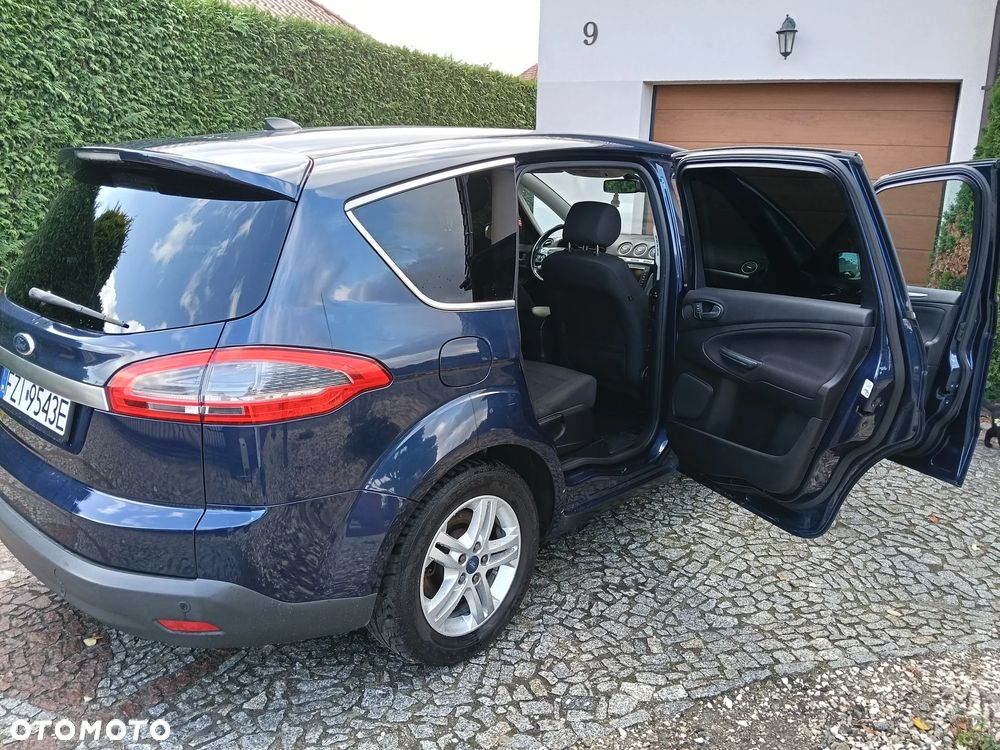 Ford S-Max - 8