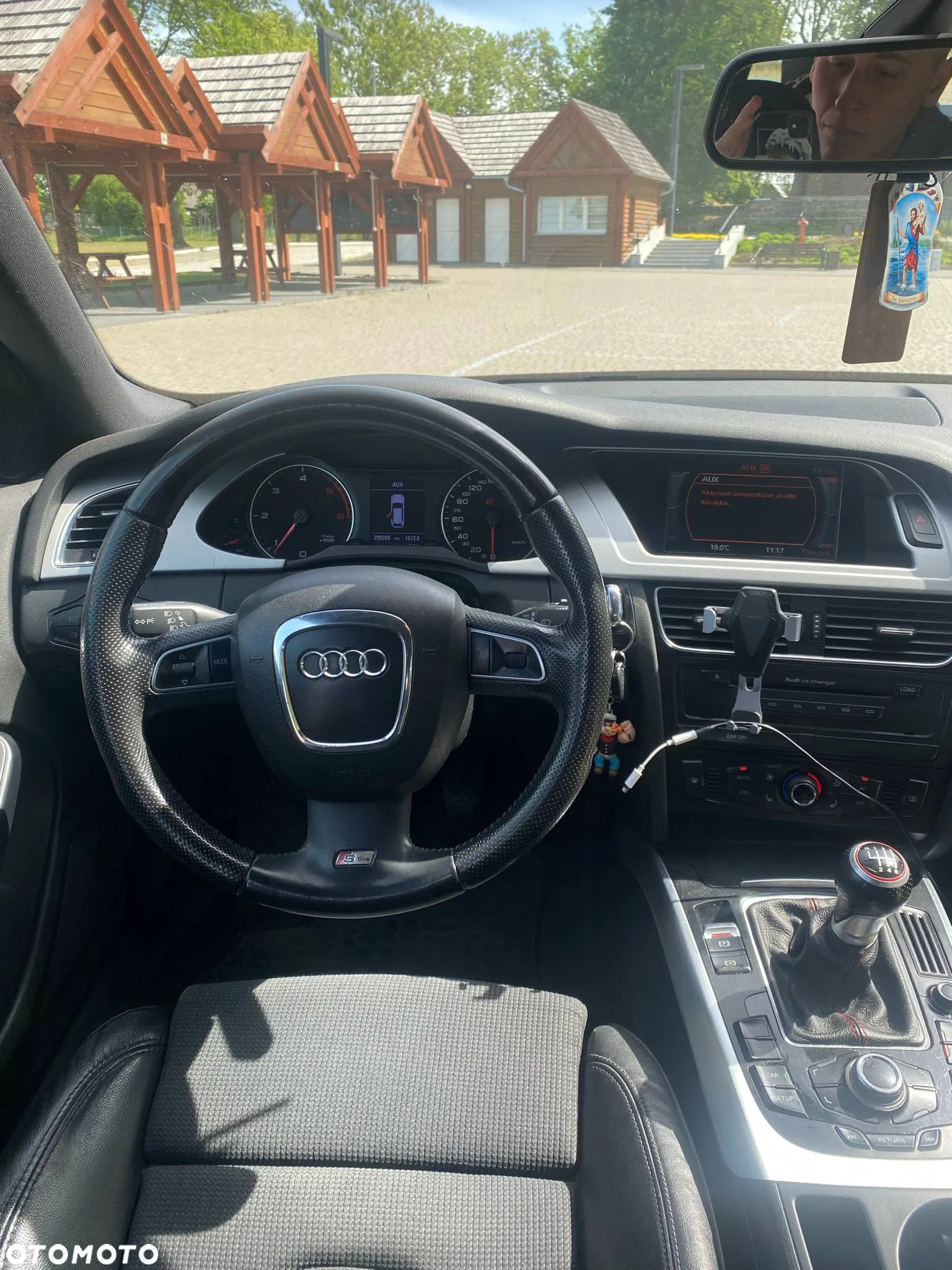 Audi A4 2.0 TDI - 11