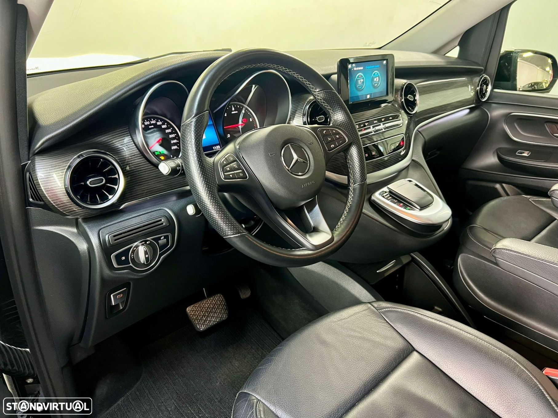 Mercedes-Benz V 220 d Longo Avantgarde - 6