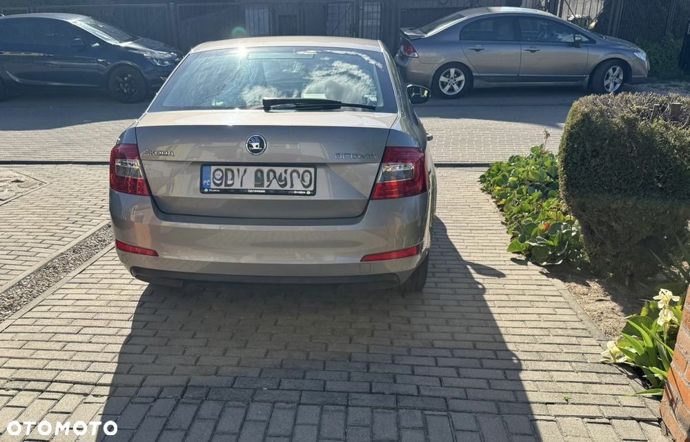 Skoda Octavia 1.6 TDI Ambition - 9