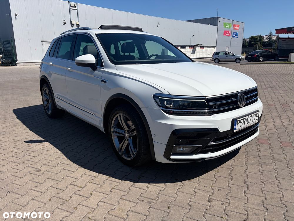 Volkswagen Tiguan - 1