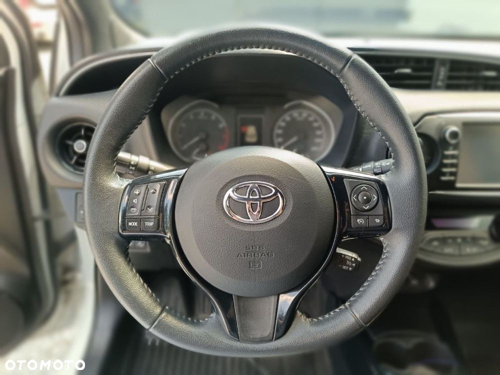 Toyota Yaris - 21