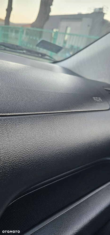 Honda Civic 1.4i LS - 25