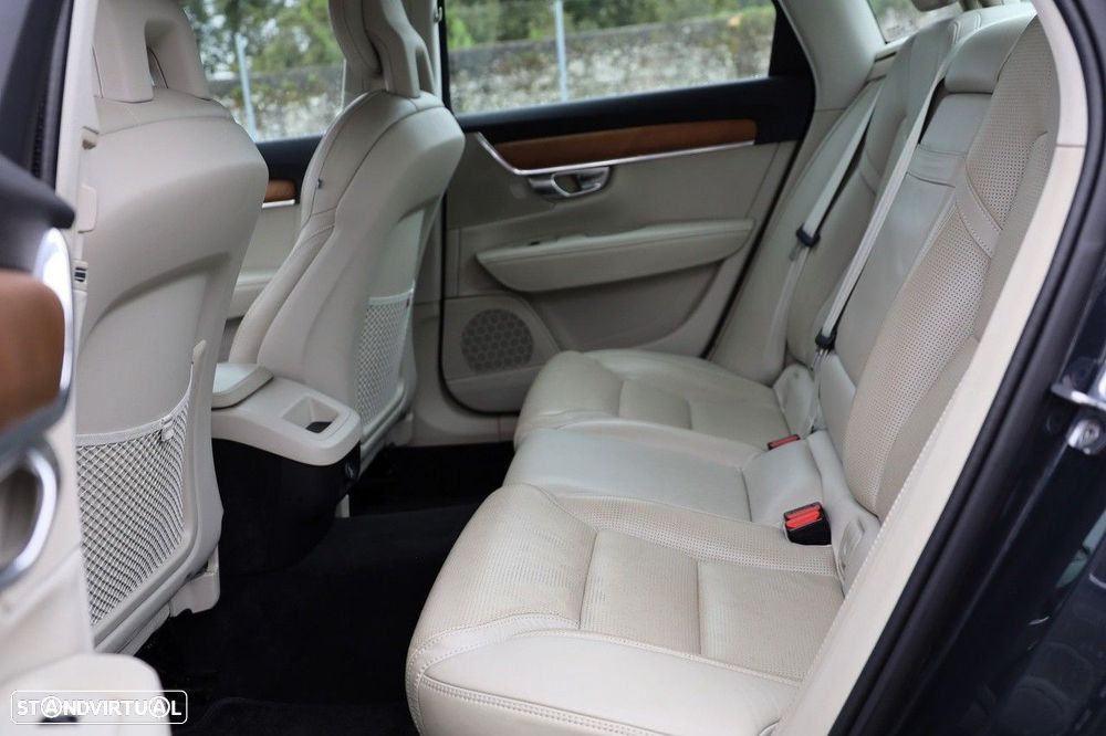 Volvo S90 2.0 D5 Inscription AWD Geartronic - 12