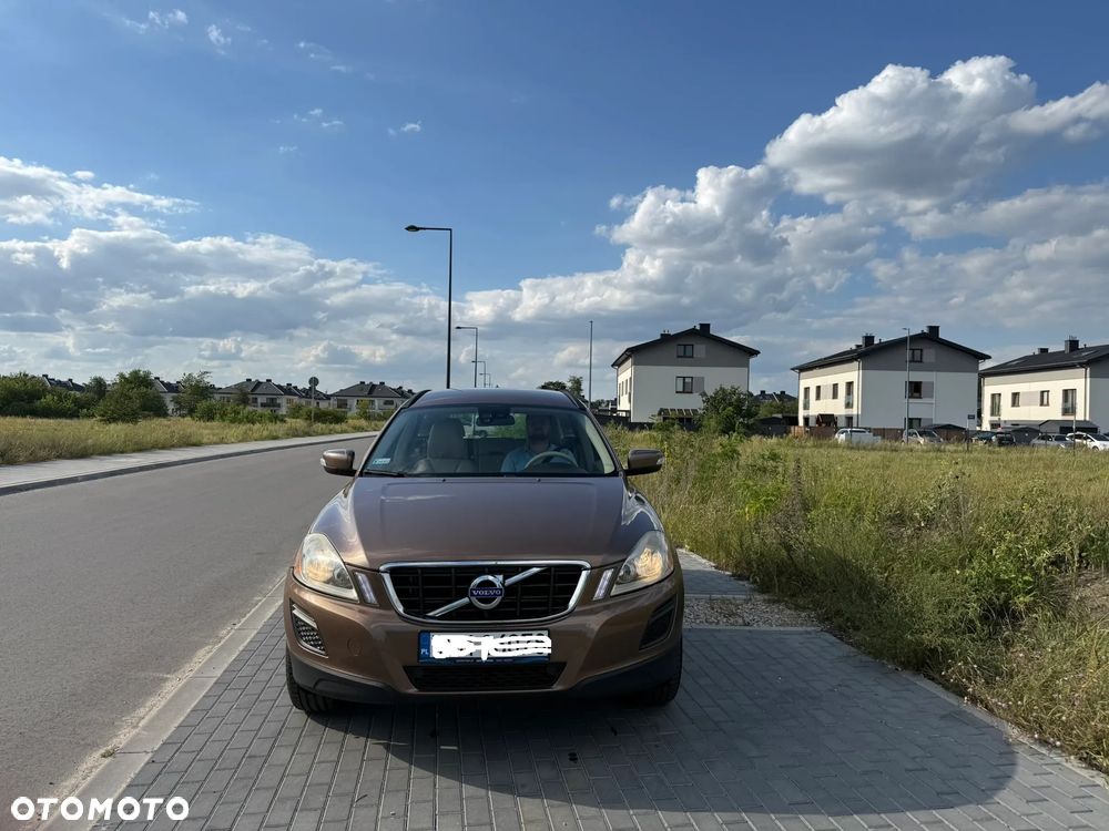 Volvo XC 60 2.0T Momentum - 4