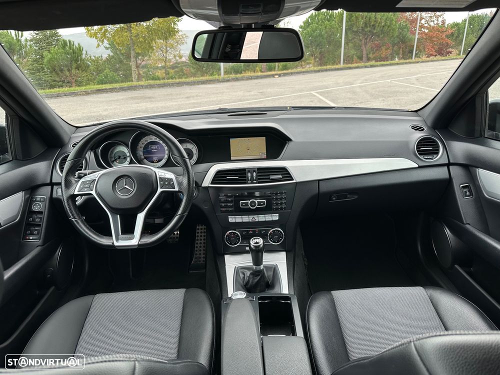 Mercedes-Benz C 220 d AMG Line - 16