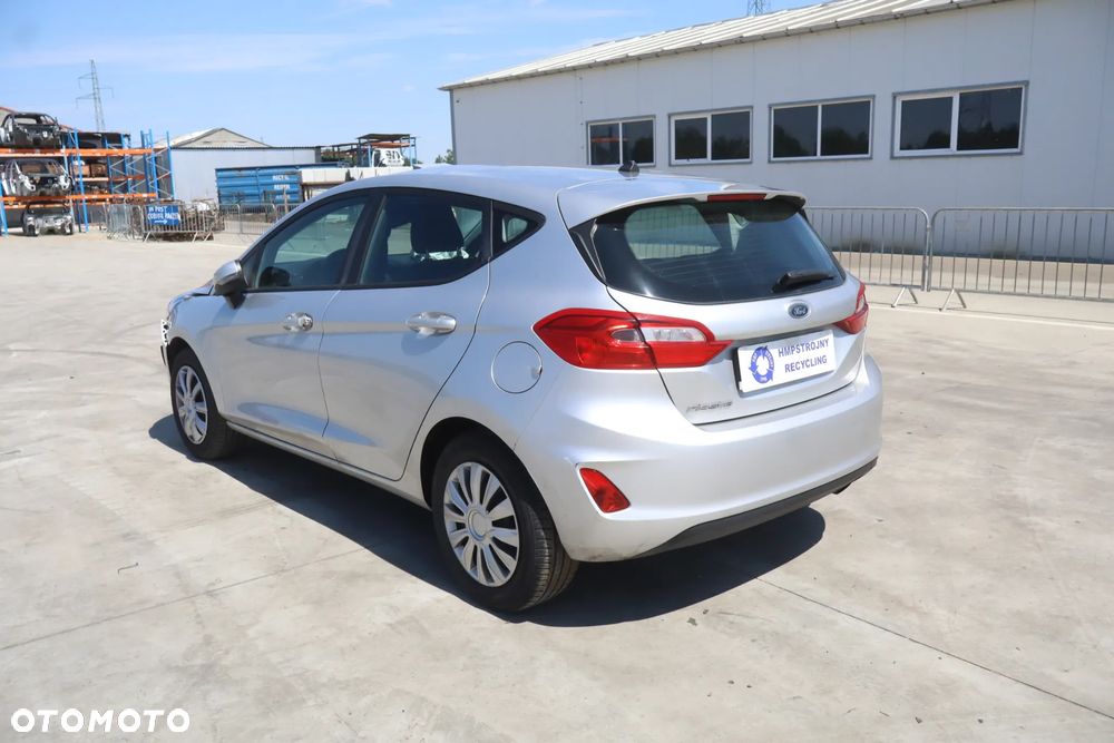 Ford Fiesta 1.1 Trend - 6