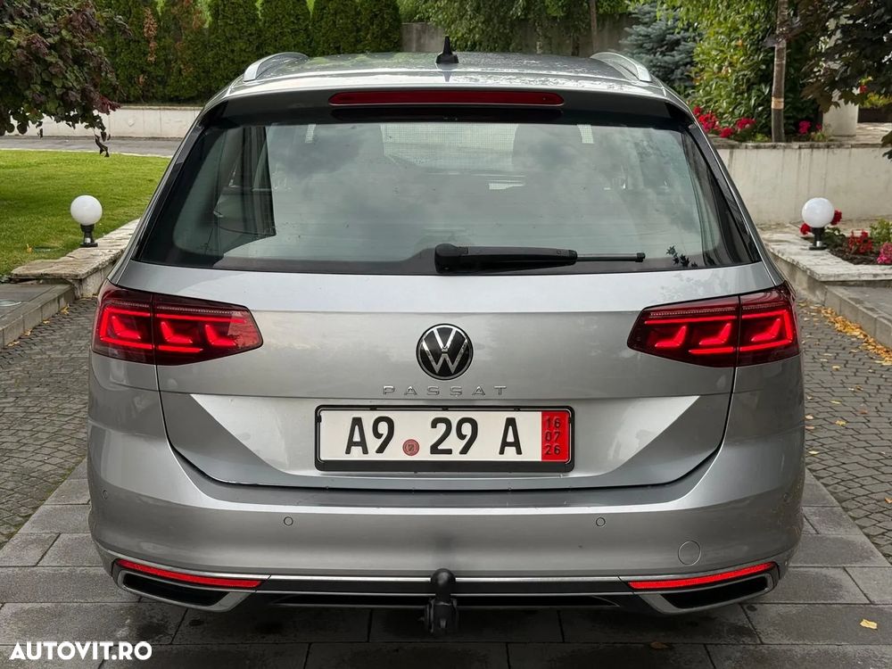 Volkswagen Passat 2.0 TDI SCR DSG Elegance - 23