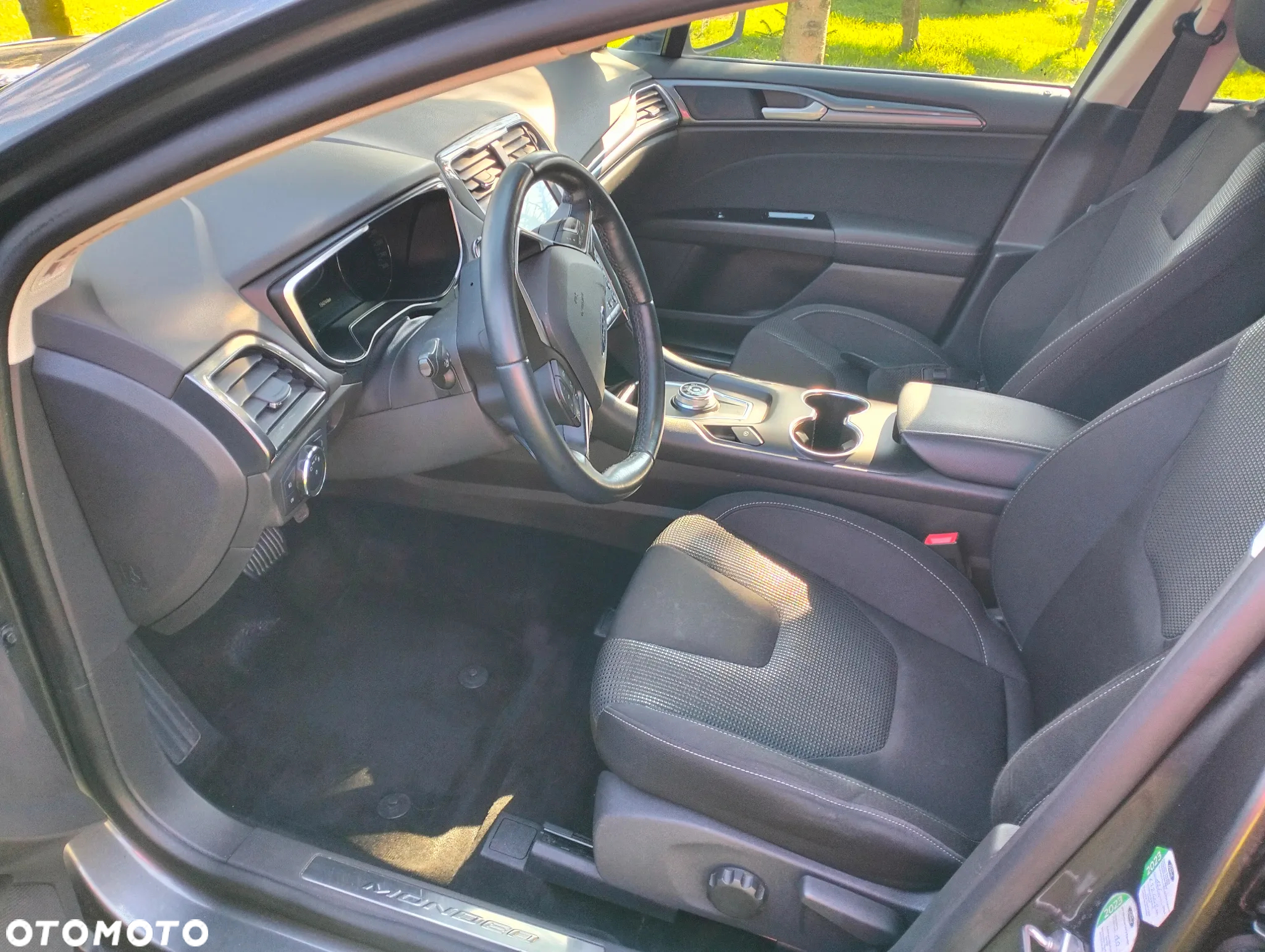 Ford Mondeo 2.0 EcoBlue Titanium - 22