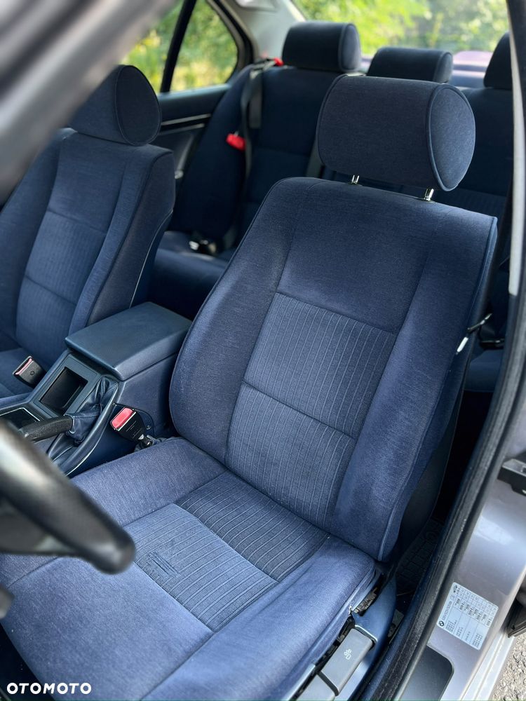 BMW Seria 5 520i - 13