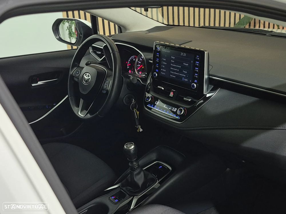 Toyota Corolla - 16