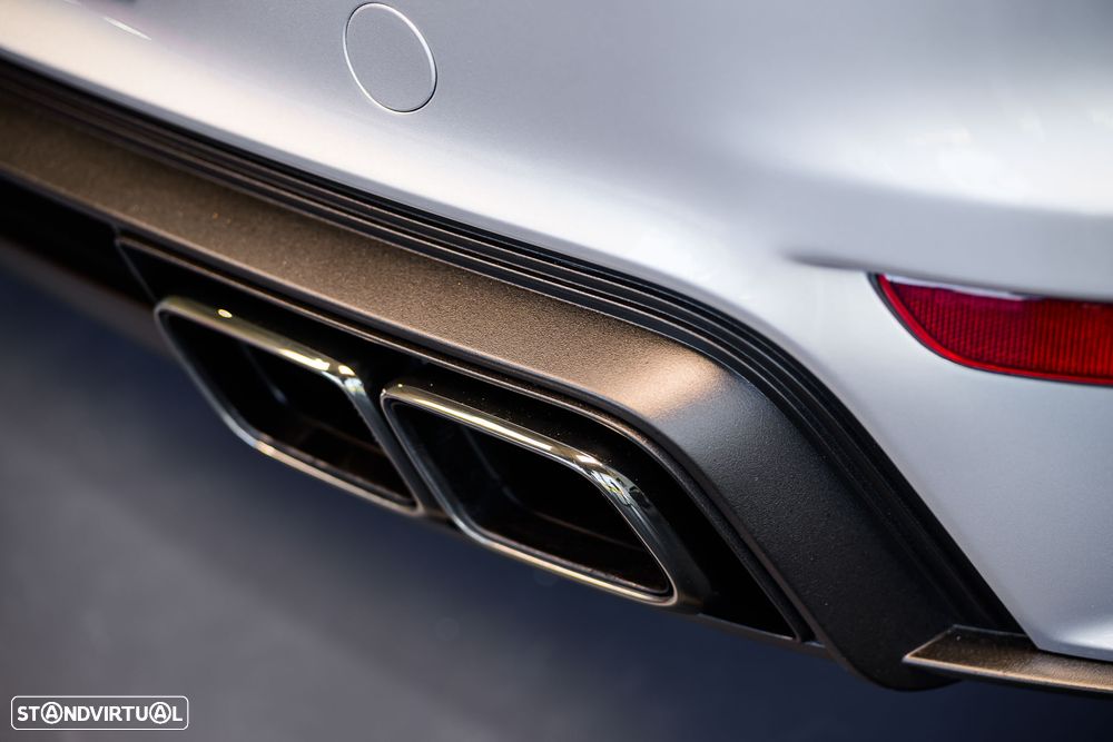 Porsche 911 (992) Turbo S - 16